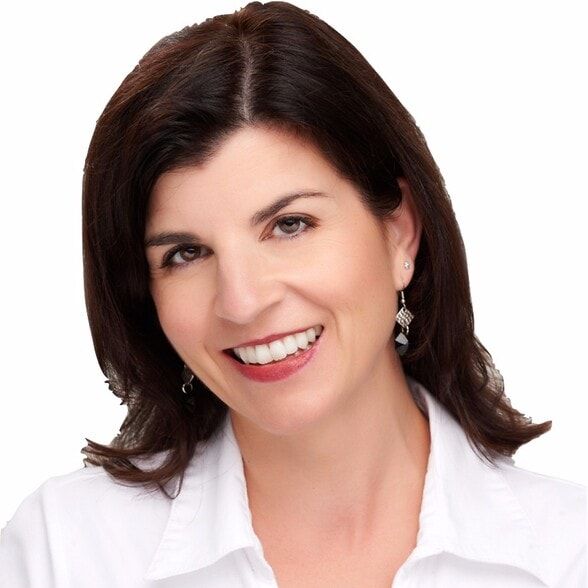 Land Listing Agent Photo