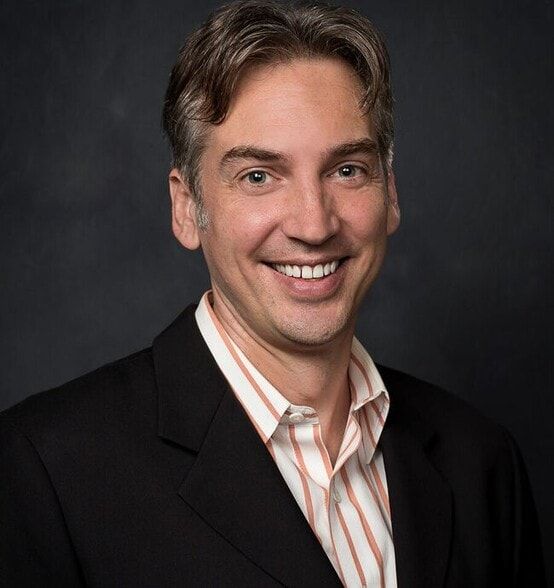 Land Listing Agent Photo