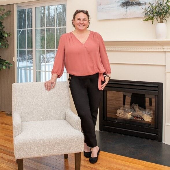 Land Listing Agent Photo