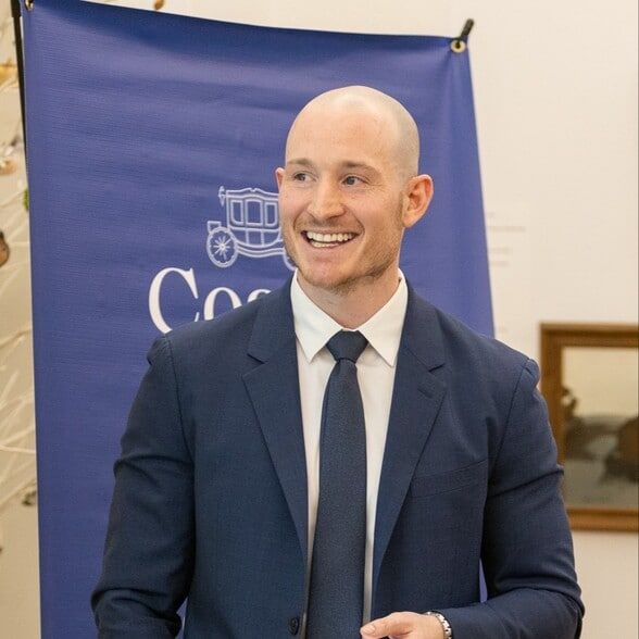 Land Listing Agent Photo