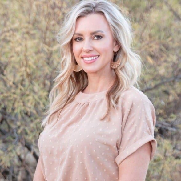 Land Listing Agent Photo