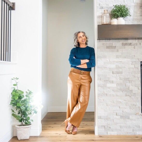 Land Listing Agent Photo