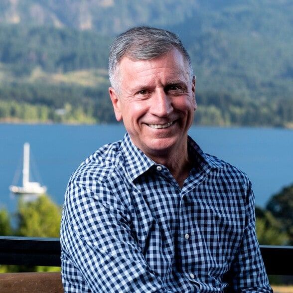 Land Listing Agent Photo