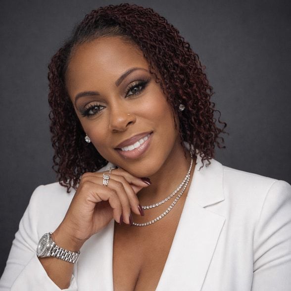 Land Listing Agent Photo