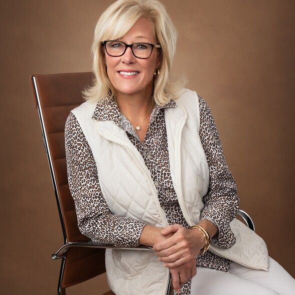 Land Listing Agent Photo