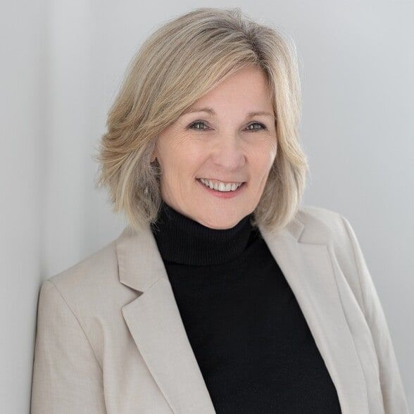 Land Listing Agent Photo