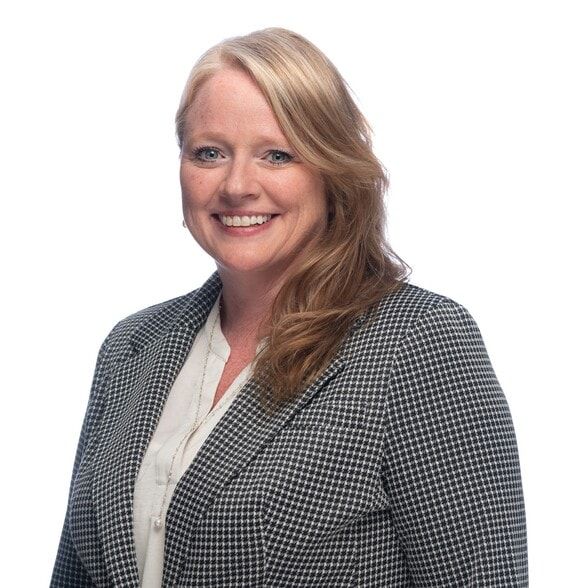 Land Listing Agent Photo