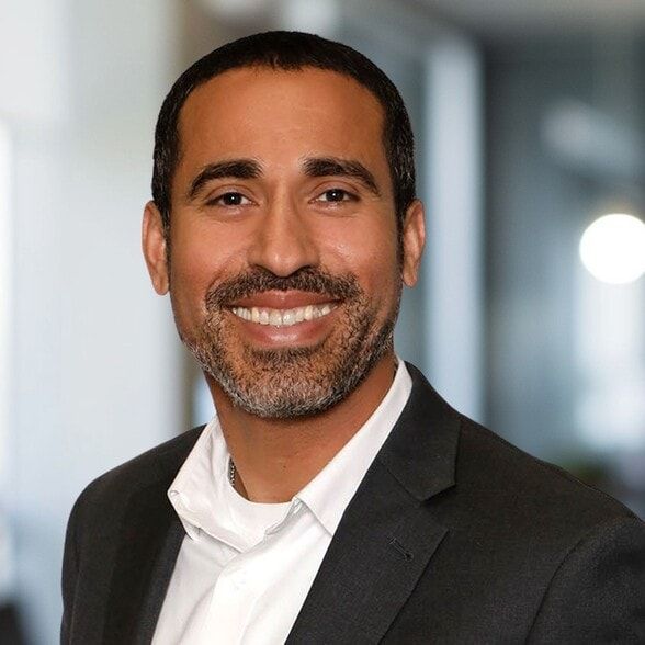 Land Listing Agent Photo