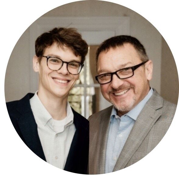 Land Listing Agent Photo