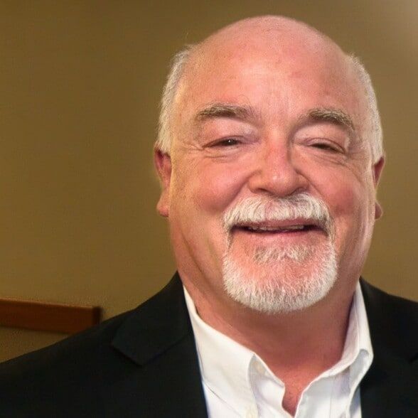 Land Listing Agent Photo