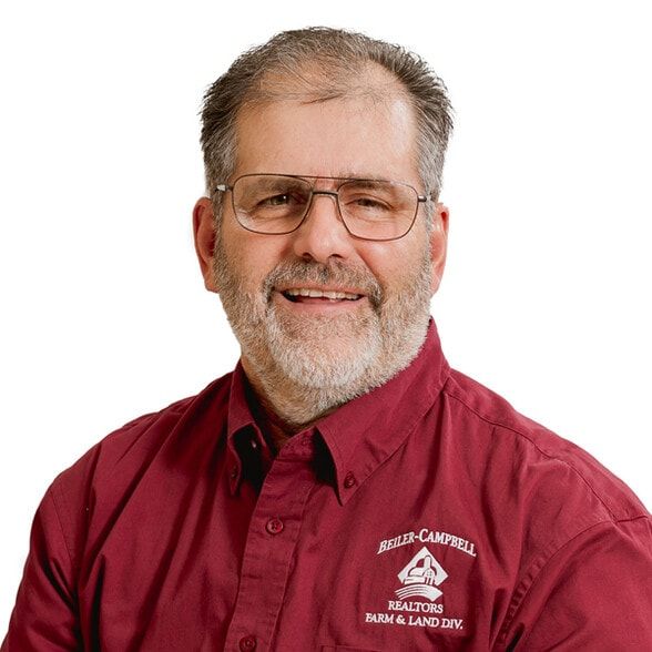 Land Listing Agent Photo