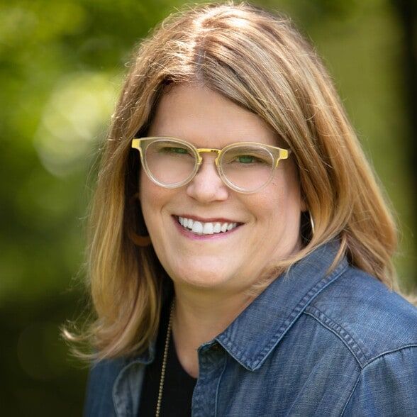 Land Listing Agent Photo