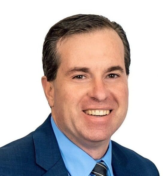 Land Listing Agent Photo