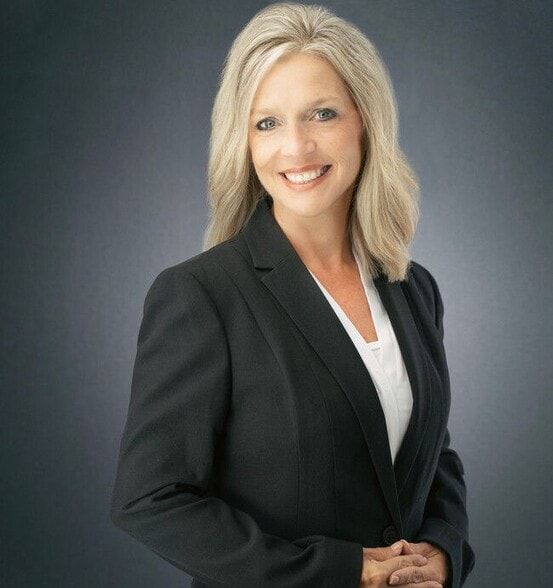 Land Listing Agent Photo