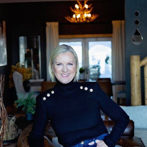 Land Listing Agent Photo