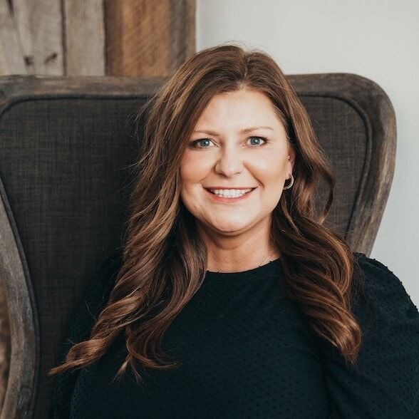 Land Listing Agent Photo