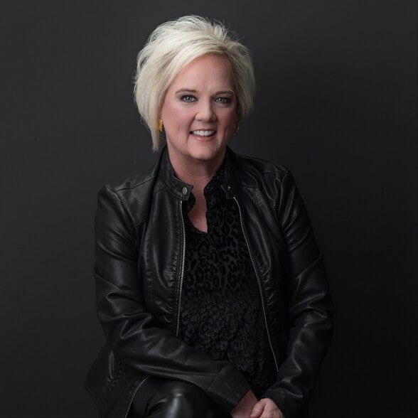 Land Listing Agent Photo