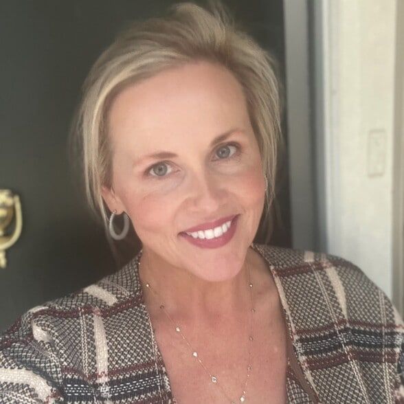 Land Listing Agent Photo