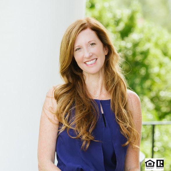 Land Listing Agent Photo