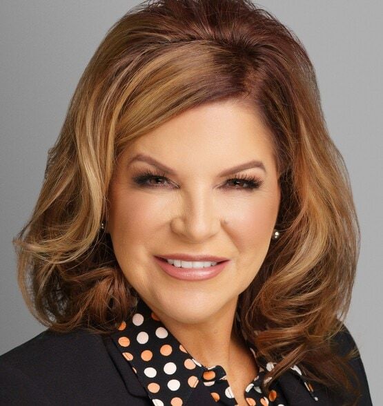 Land Listing Agent Photo