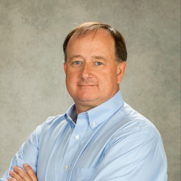 Land Listing Agent Photo