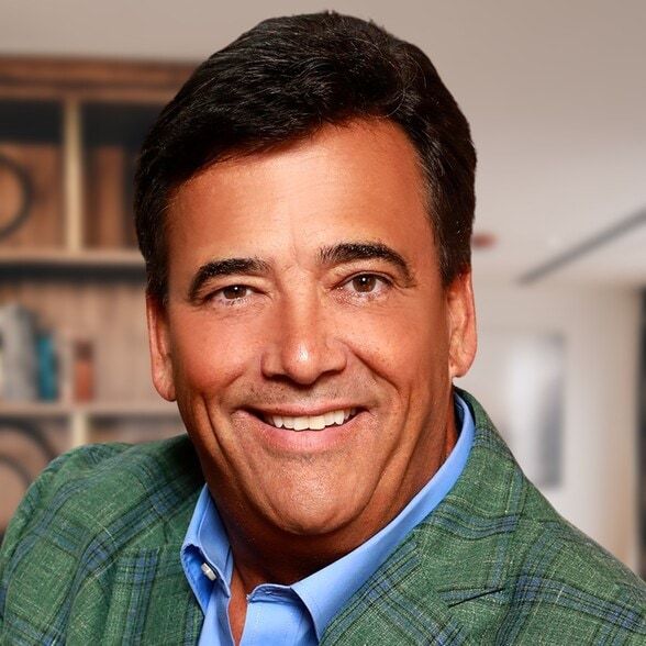 Land Listing Agent Photo