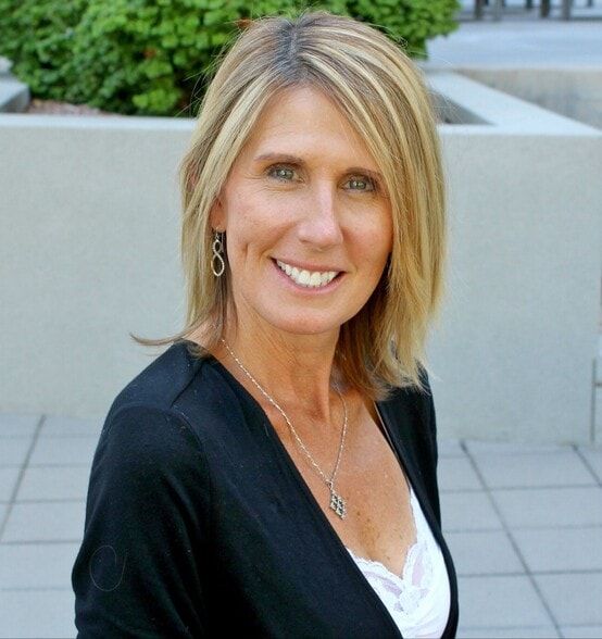 Land Listing Agent Photo