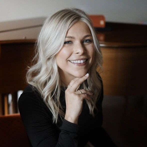 Land Listing Agent Photo