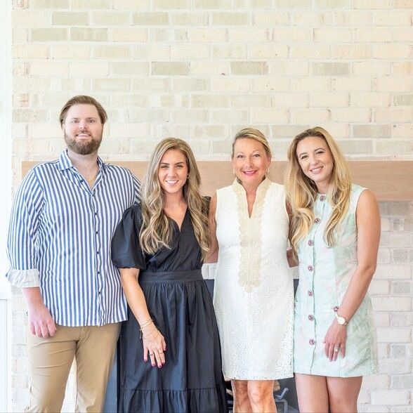 Land Listing Agent Photo