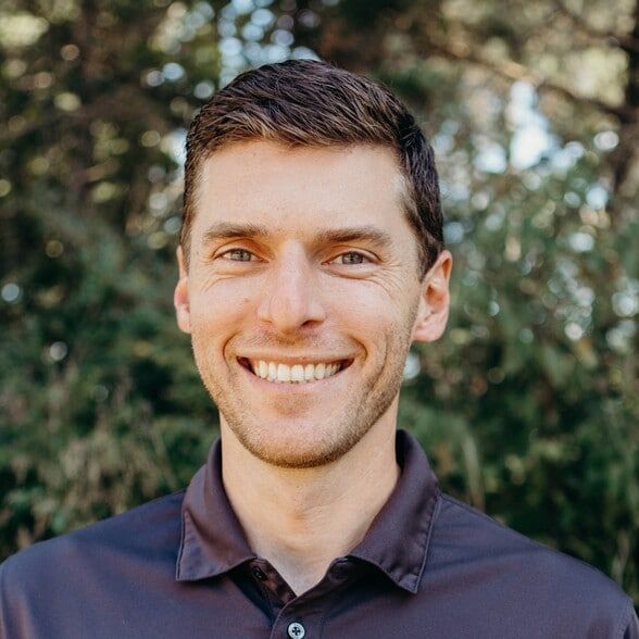 Land Listing Agent Photo