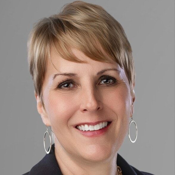 Land Listing Agent Photo