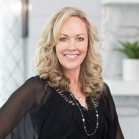 Land Listing Agent Photo