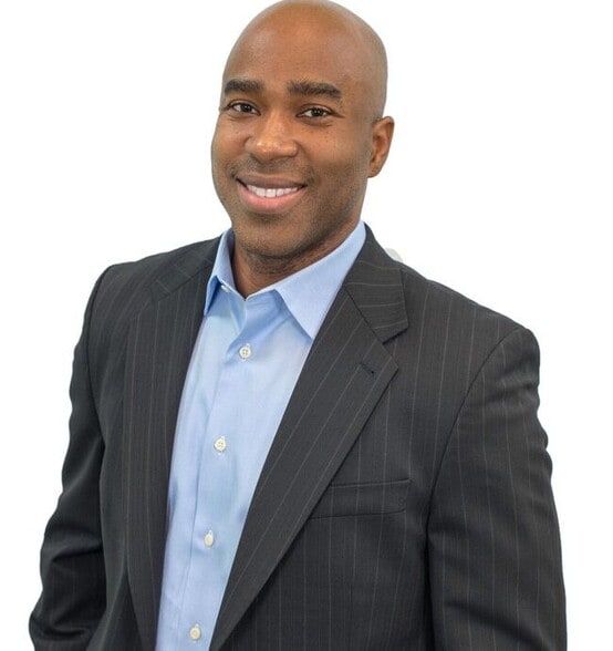 Land Listing Agent Photo