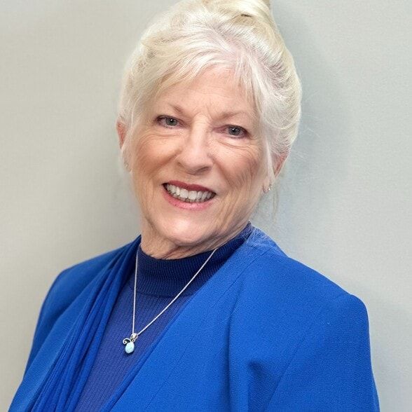 Land Listing Agent Photo