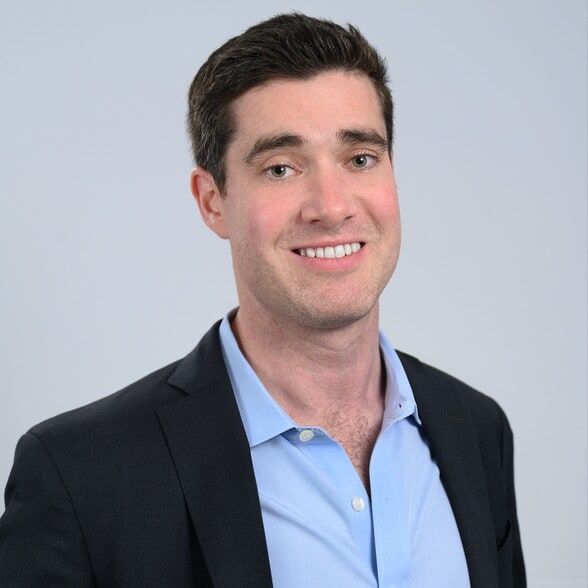 Land Listing Agent Photo