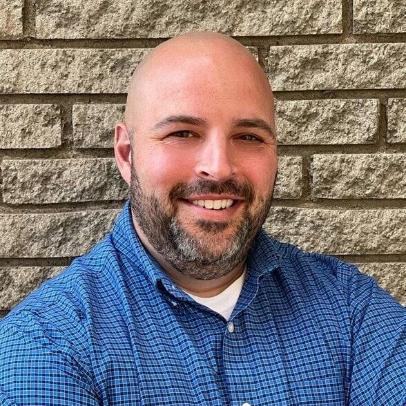 Land Listing Agent Photo