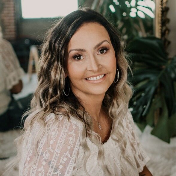 Land Listing Agent Photo