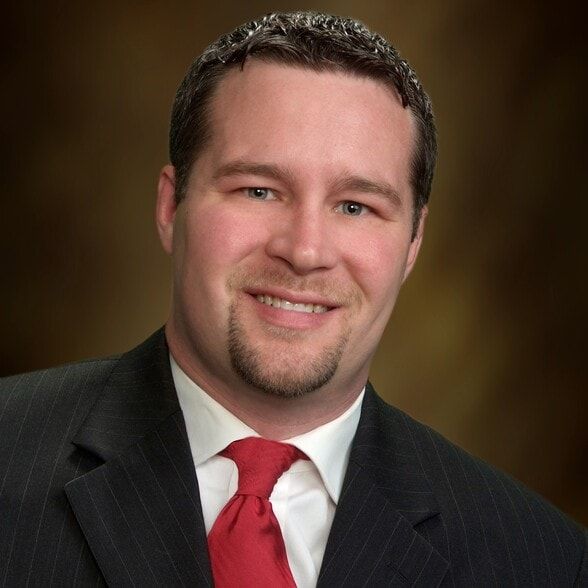 Land Listing Agent Photo