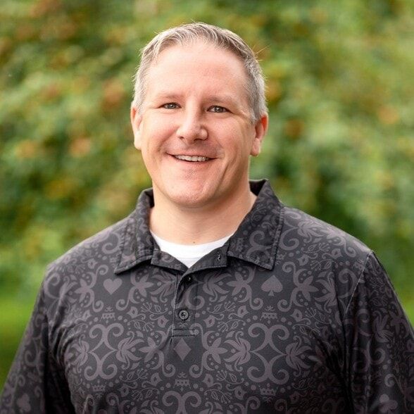 Land Listing Agent Photo