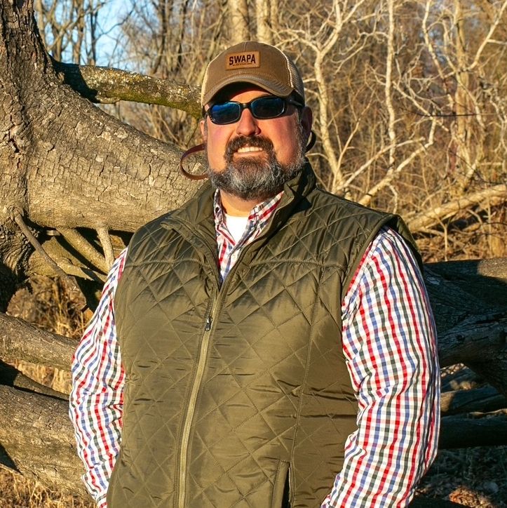 Land Listing Agent Photo