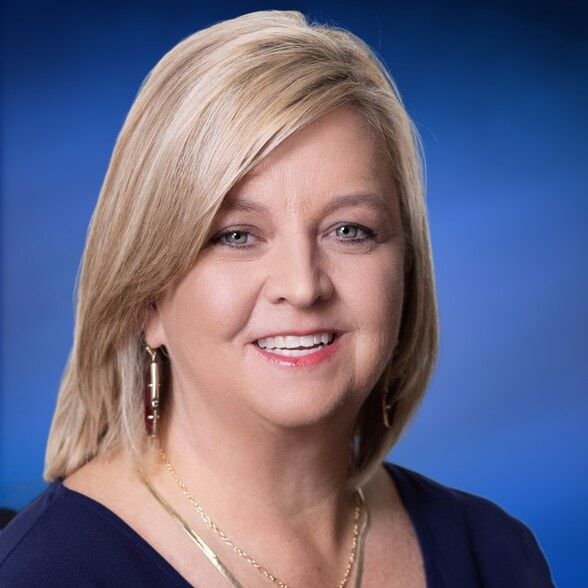 Land Listing Agent Photo