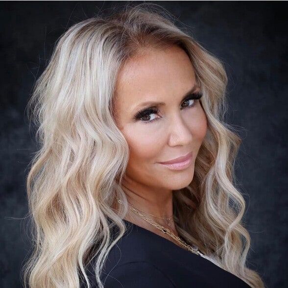 Land Listing Agent Photo