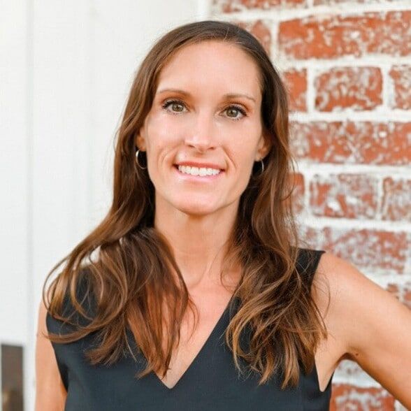 Land Listing Agent Photo