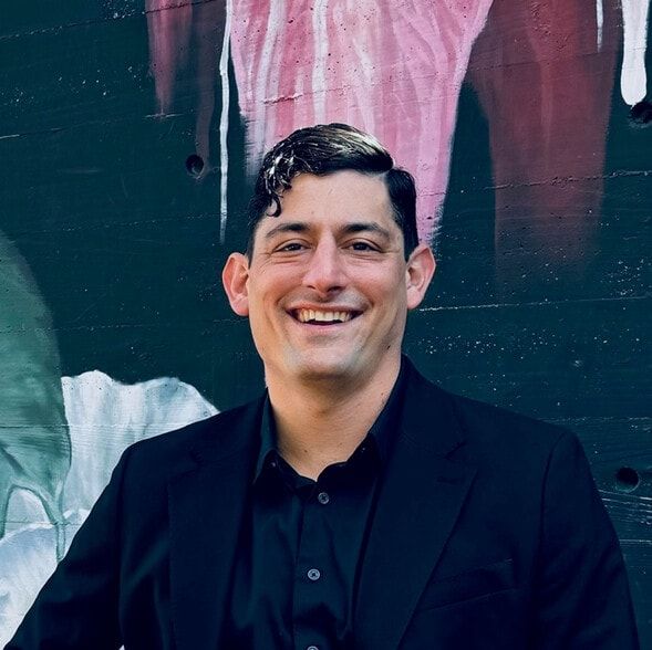 Land Listing Agent Photo