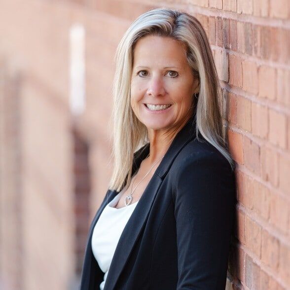 Land Listing Agent Photo