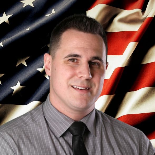 Land Listing Agent Photo