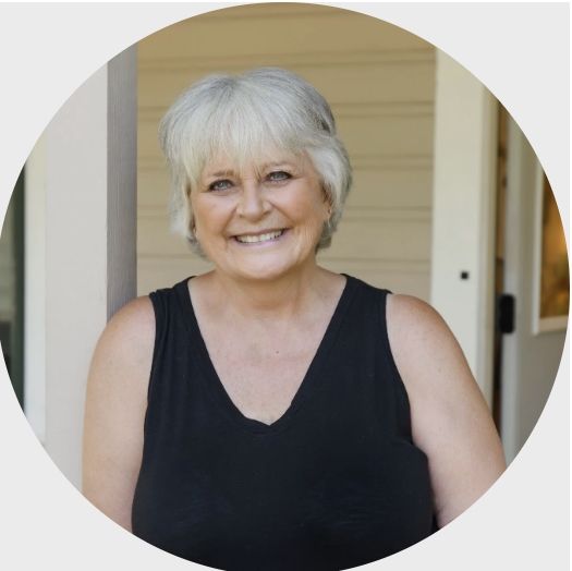 Land Listing Agent Photo