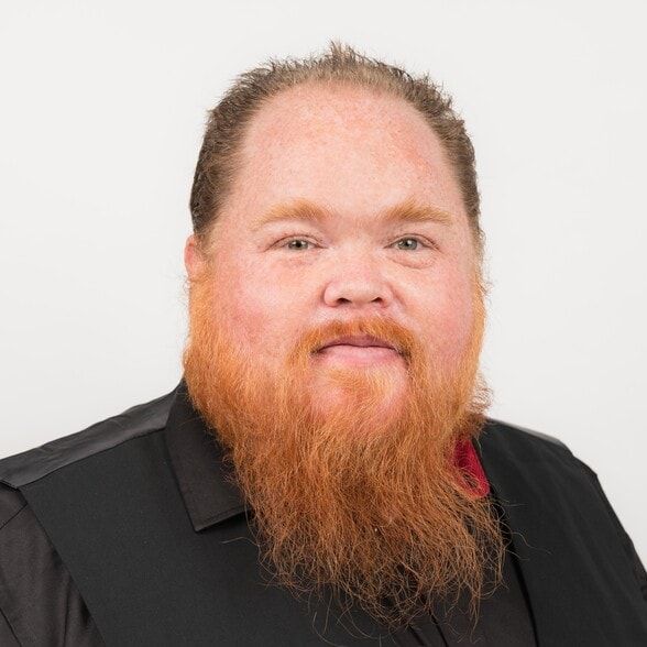 Land Listing Agent Photo