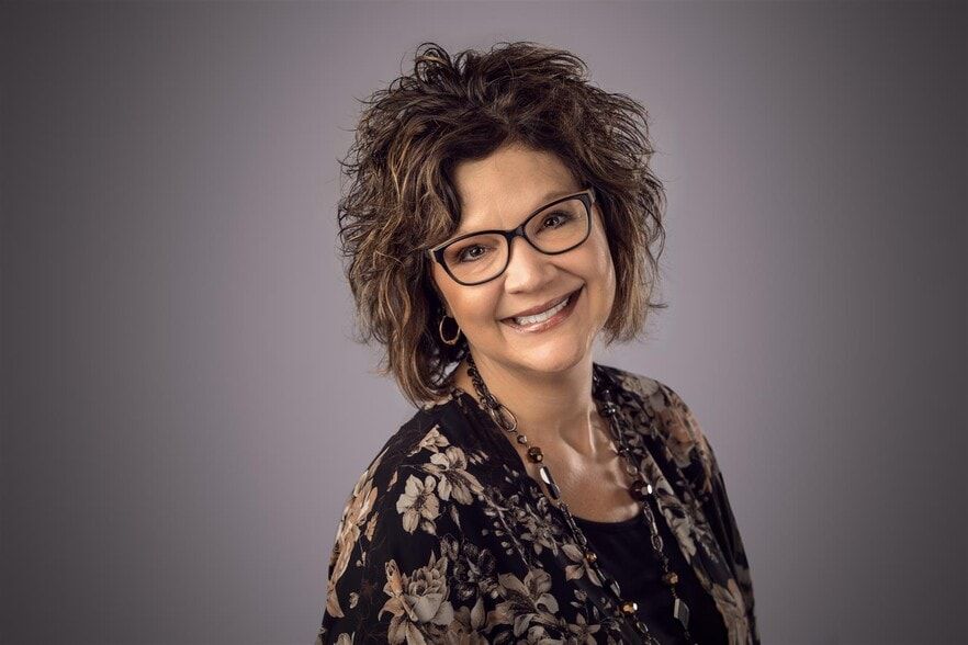 Land Listing Agent Photo