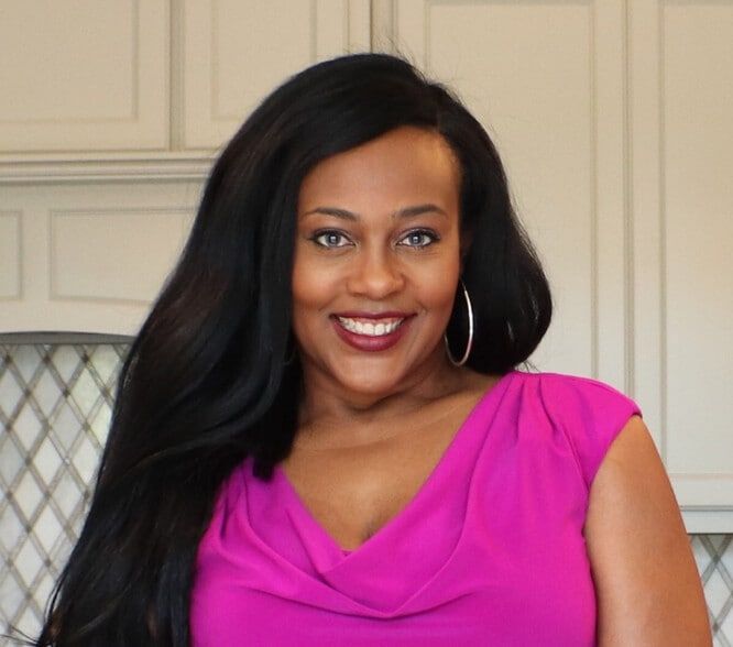 Land Listing Agent Photo